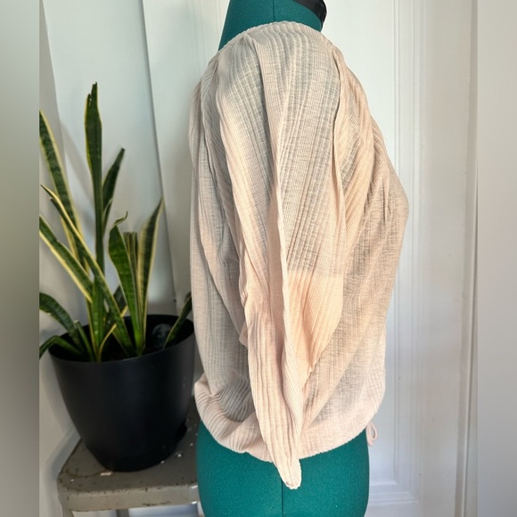 AMERICAN RAG Tops Women small Peach Orange Blouse Sheer V Neckline Tie Hem - Picture 5 of 8